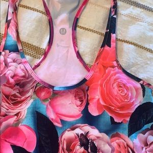 Lululemon tank